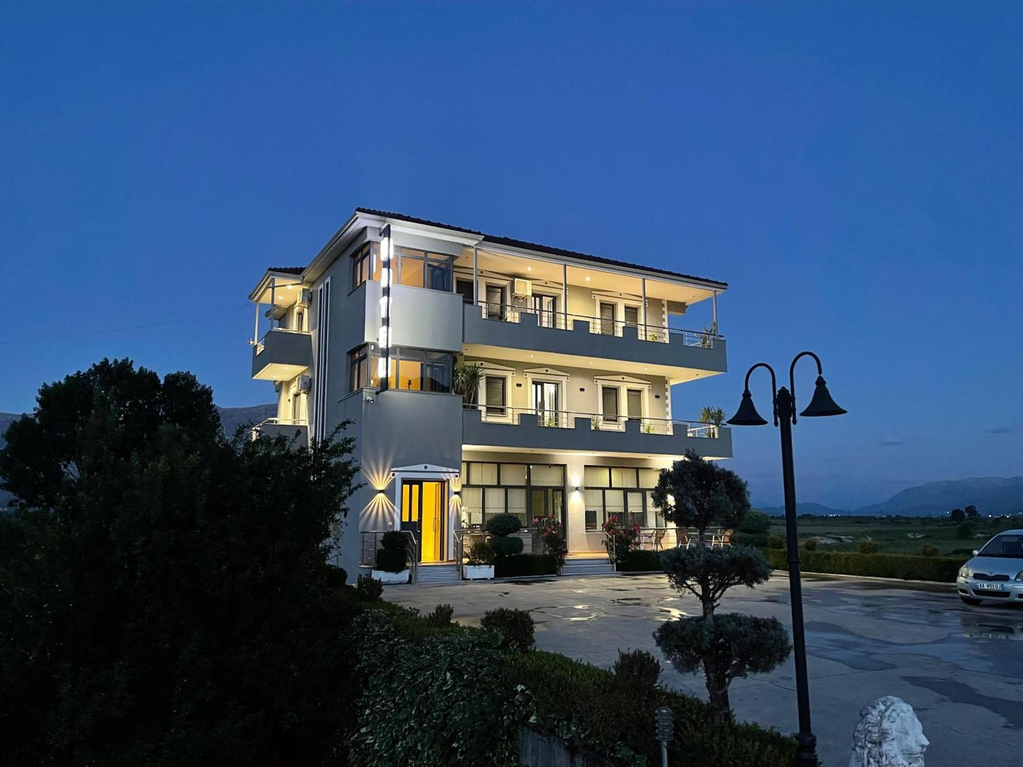 Hotel Selfo Dervisciani Exterior foto